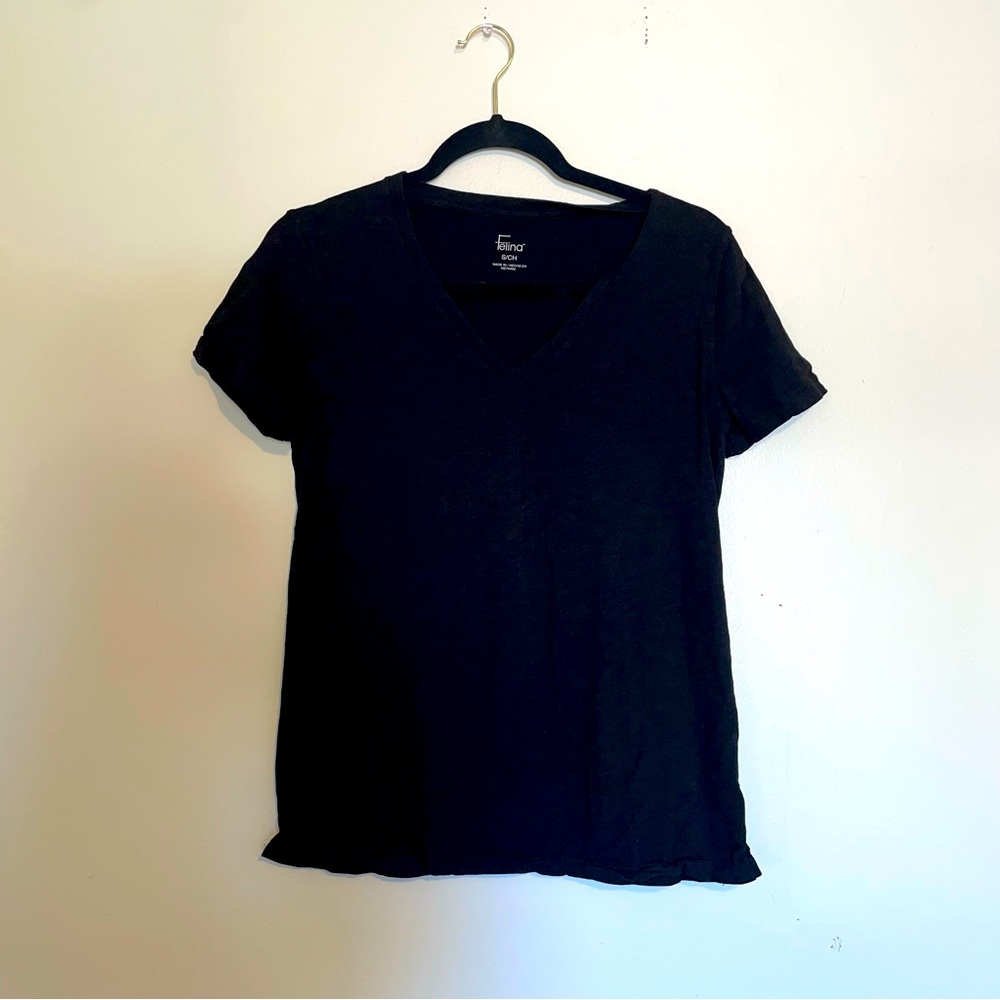 Felina | Black Short Sleeve V-Neck T-Shirt